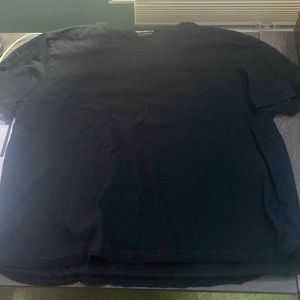 Amazon Essentials Extra Large Black T-Shirt With Pocket